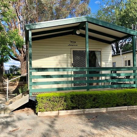 Tatura Cabin & Caravan Park Ngoại thất bức ảnh