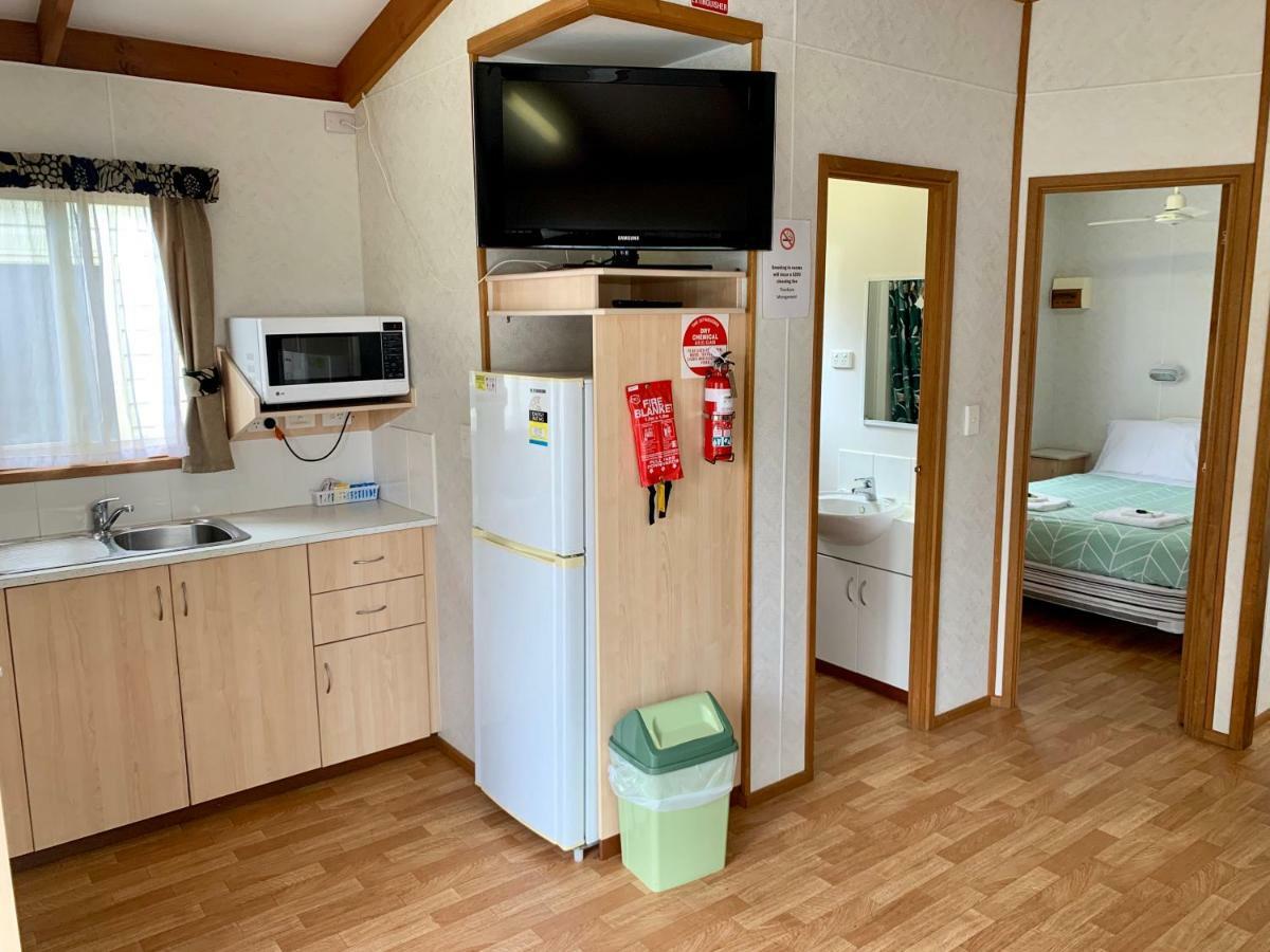Tatura Cabin & Caravan Park Ngoại thất bức ảnh